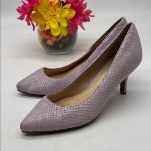Cole Haan Purple Snakeskin Textured Heels 5.5 CH7756